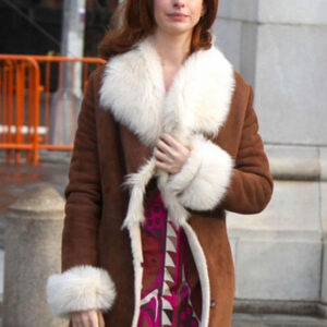 Anne Hathaway Brown Fur Coat in Modern Love
