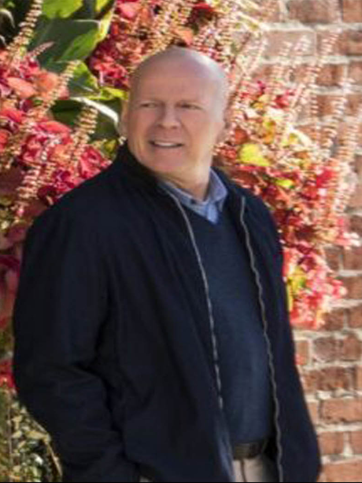 Bruce Willis Blue Cotton Jacket in Death Wish