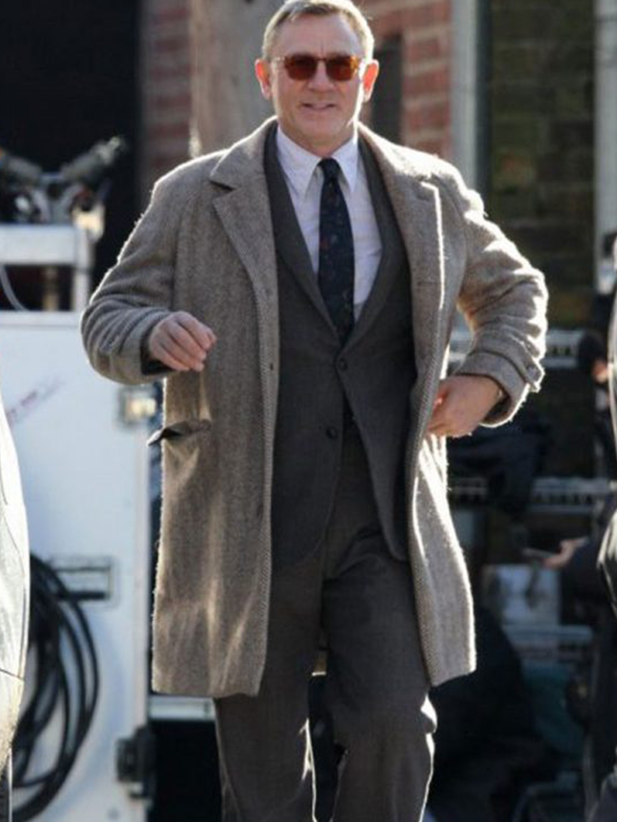 Daniel Craig Knives Out Coat