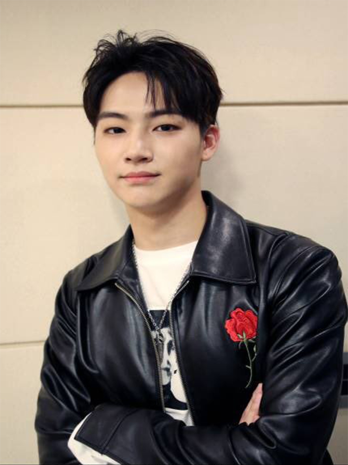 Jaebum Wearing 17SS Red Rose Leather Jacket