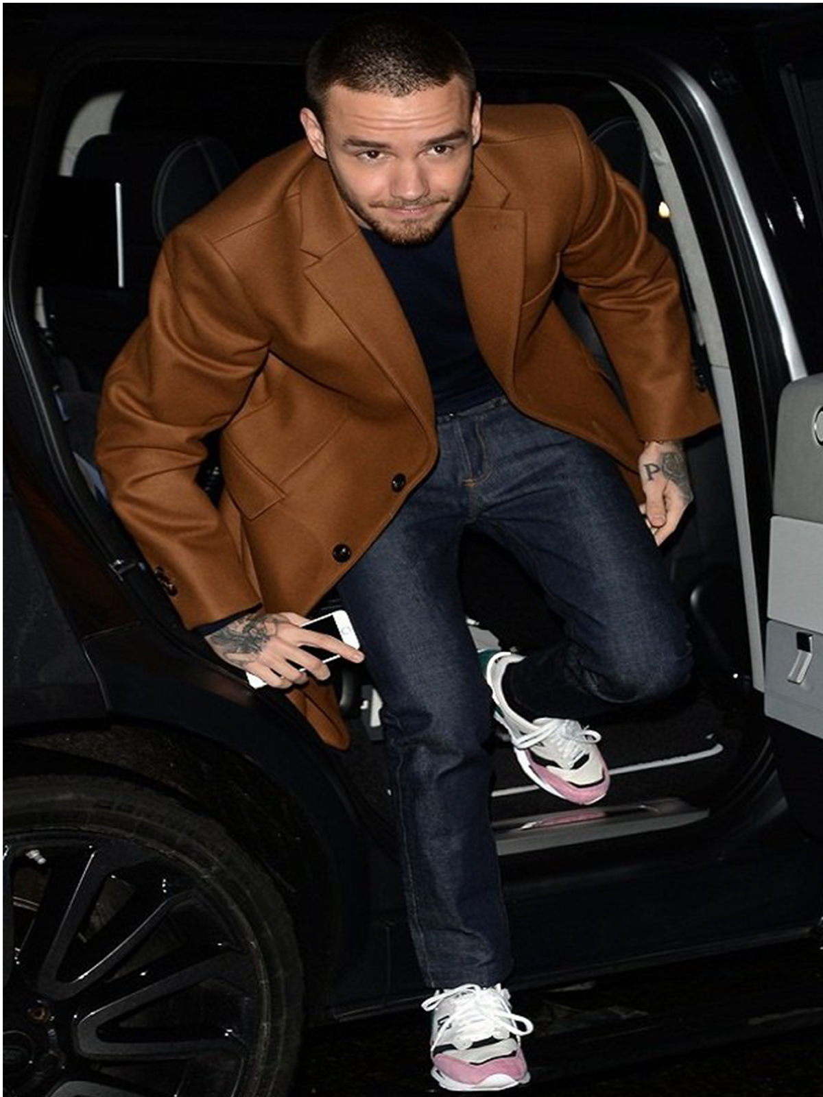 Liam Payne Street Fashion Brown Coat Bay Perfect